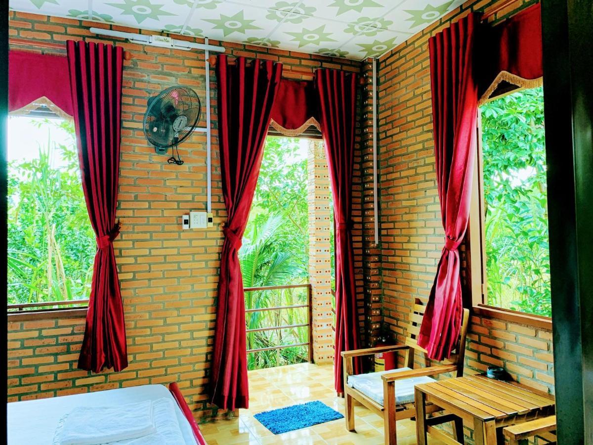 Gibbon Singing Home Stay Quan Tom Екстер'єр фото